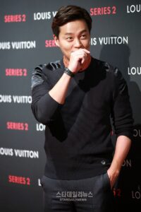 Aktor berbakat Korea Lee Seo-jin