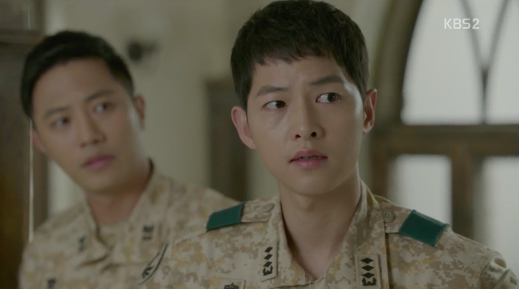 Dua Lead DotS Kapten Yo Si-jin (Song Joong-ki) dan Mayor Seo Dae-young (Jin Goo) Episode 11