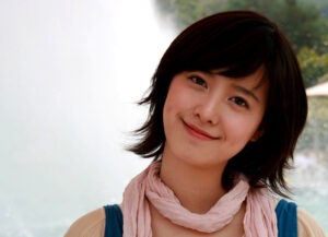 Senyum Cantik Ku Hye-Sun