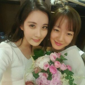 Offcial Instagram Seo Hyun Jin Photo Smile selfie