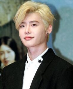 Lee Jong Suk new Hair