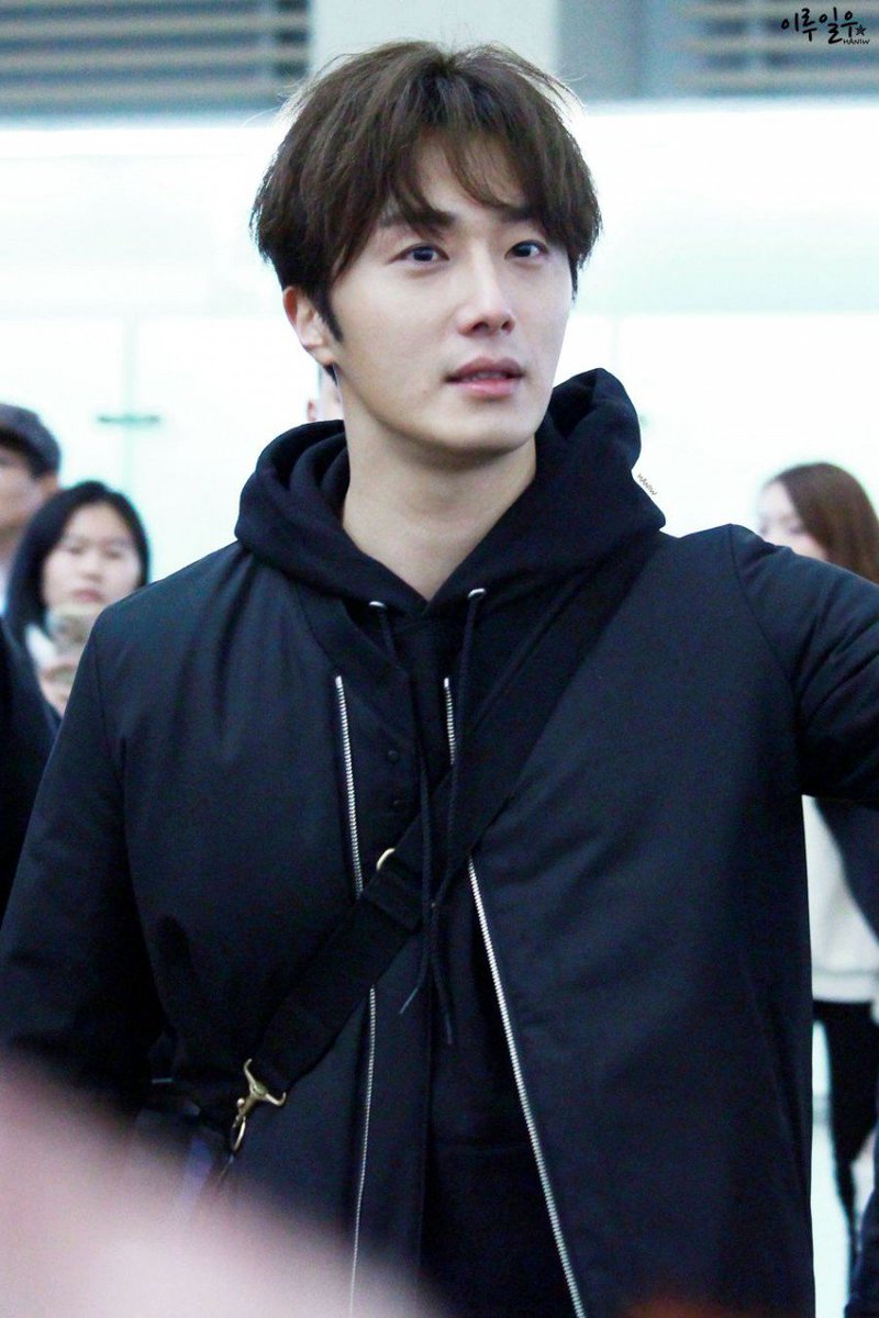 Foto A Casual Look of Jung Il Woo