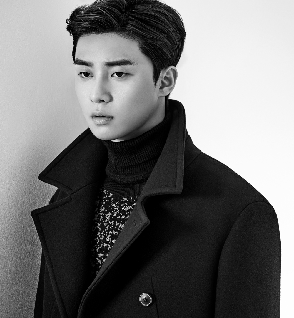 Park Seo Joon Black And White Style