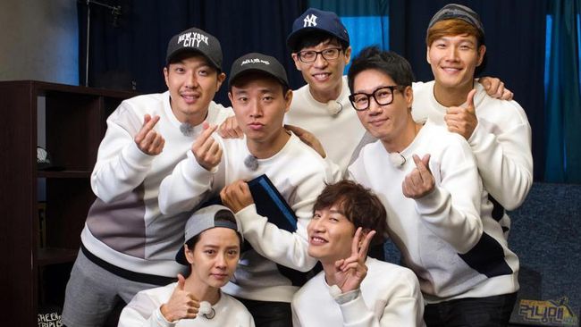 Photo All cast of "Running Man" with a complete member formation Running Man Is Over 1