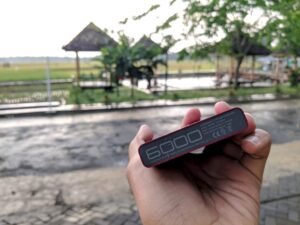 Informasi Details Tentang ZenPower Slim 6000mAh Dibagian Bawah
