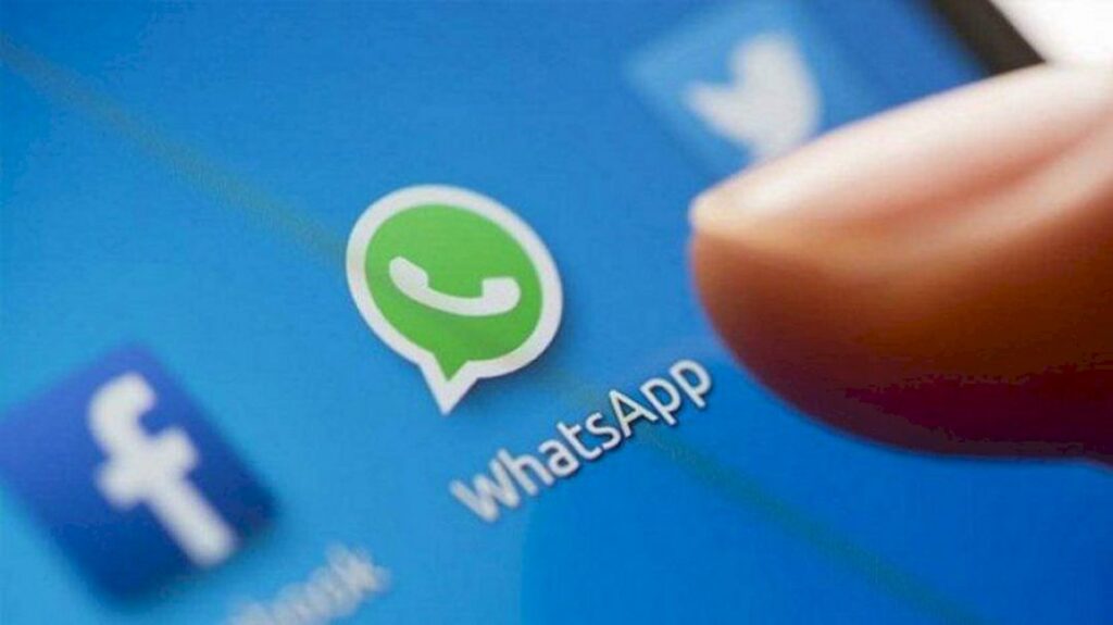 Cara Mengatur Wallpaper Di Chat WhatsApp