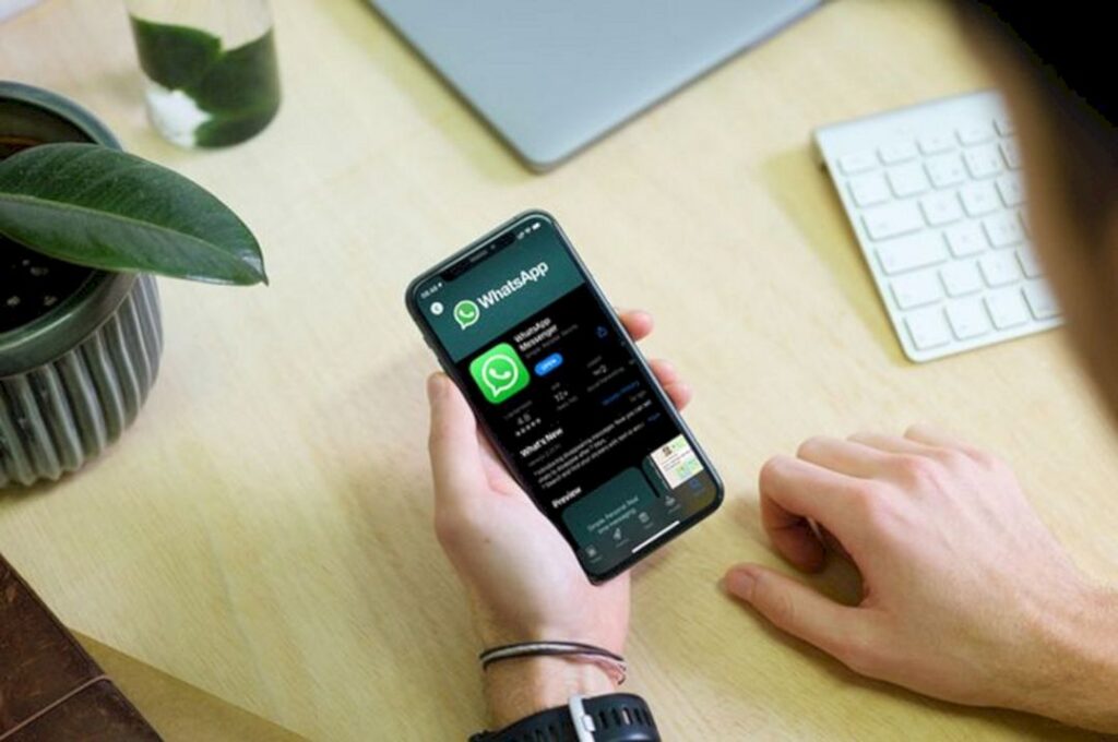 WhatsApp For IOS