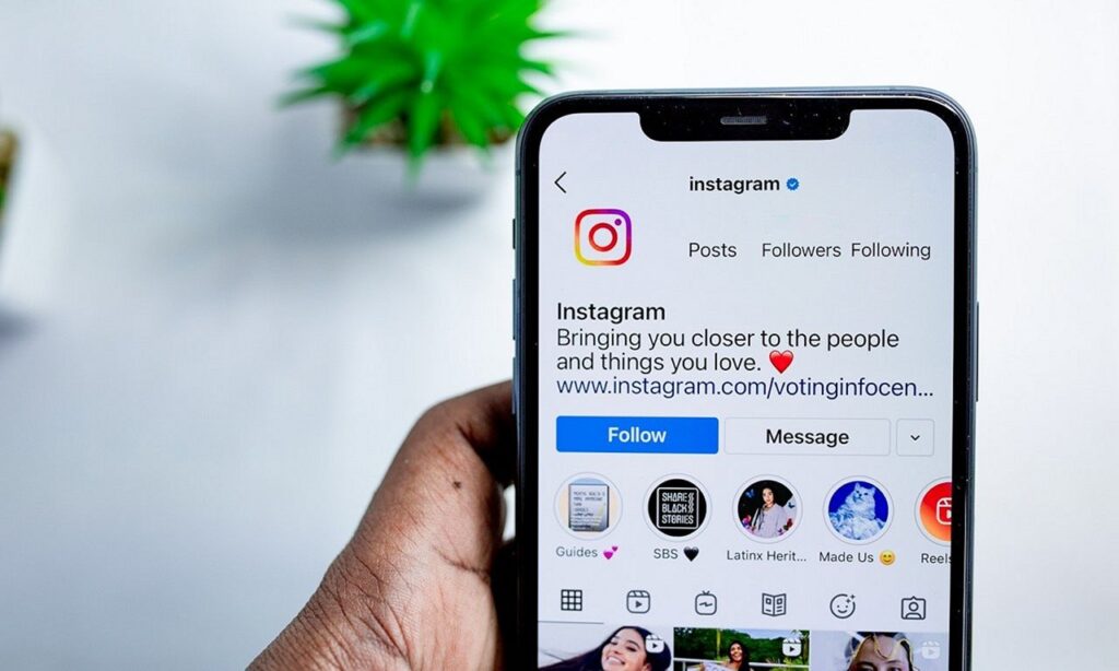 Mengubah Email Anda Di Instagram