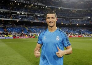 Cristiano Ronaldo Merayakan Kemenangan Atas Wolfburg 2016